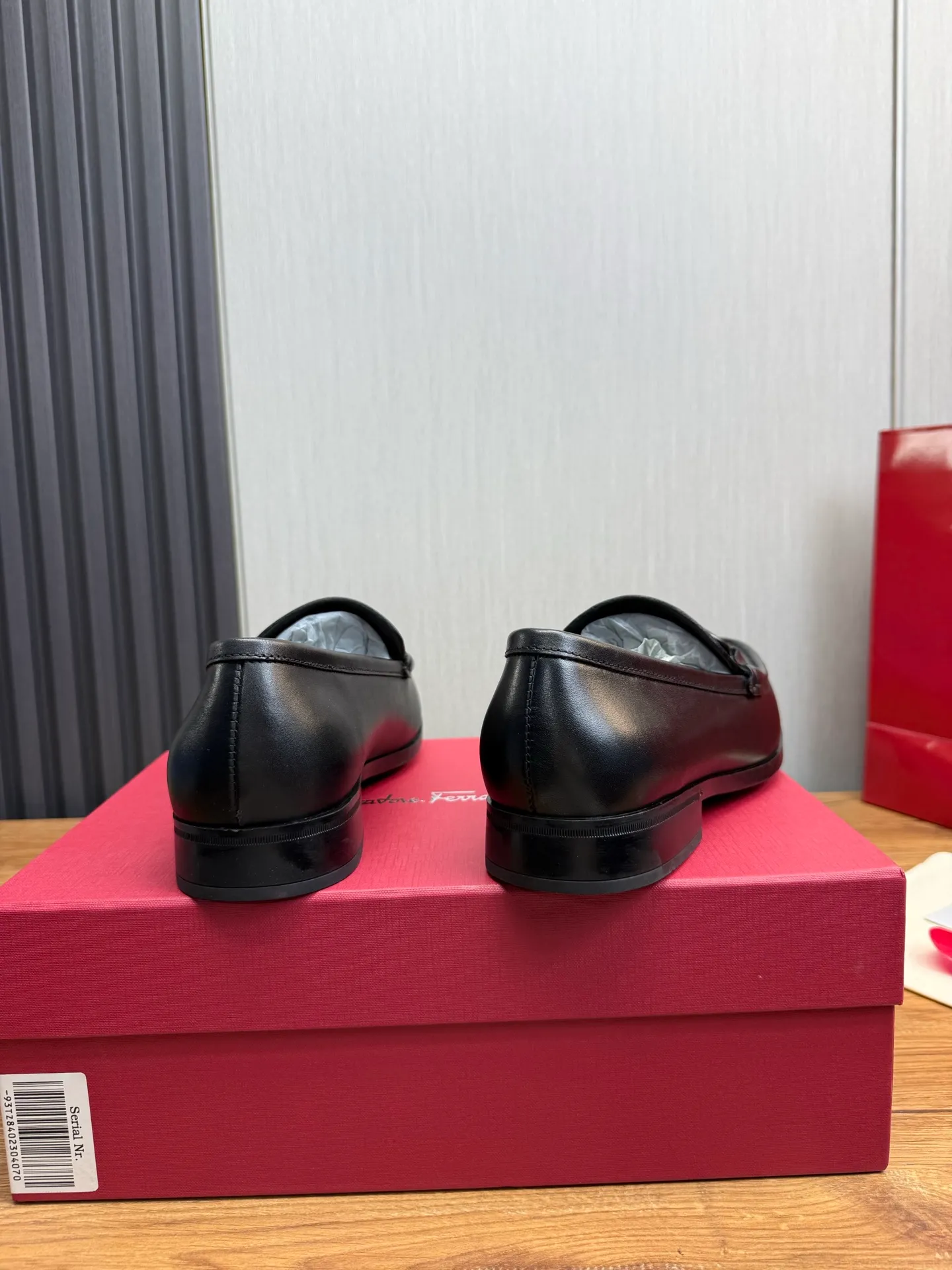 Men's shoes 💰760💰 Ferragamo. [Ferragamo] Men's Loaf leather shoes, the latest hot style, 1:1 original purchase quality, top quality, imported open-edge beaded cowhide leather on the upper, hand-made three-dimensional stitching highlights the round toe design, the inner feet are made of imported cowhide, with original wear-resistant rubber outsole, matching code 39-44, (38, 45 custom-made, non-refundable)